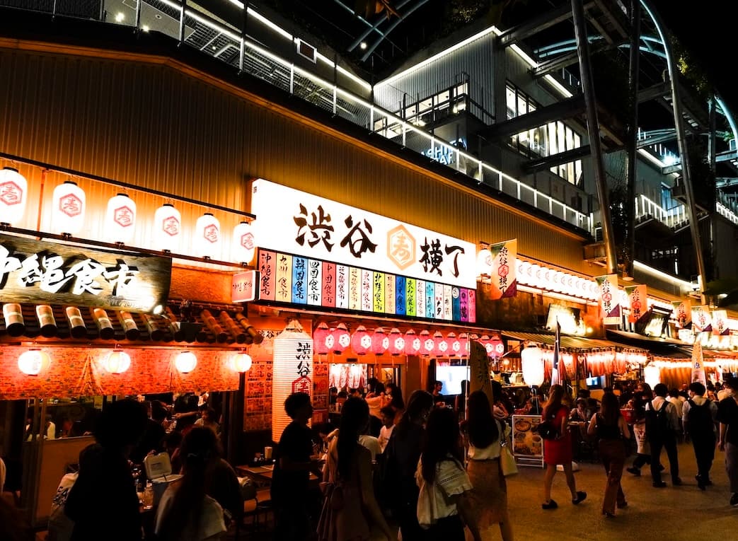 渋谷横丁「萬」×ラーメンステーション